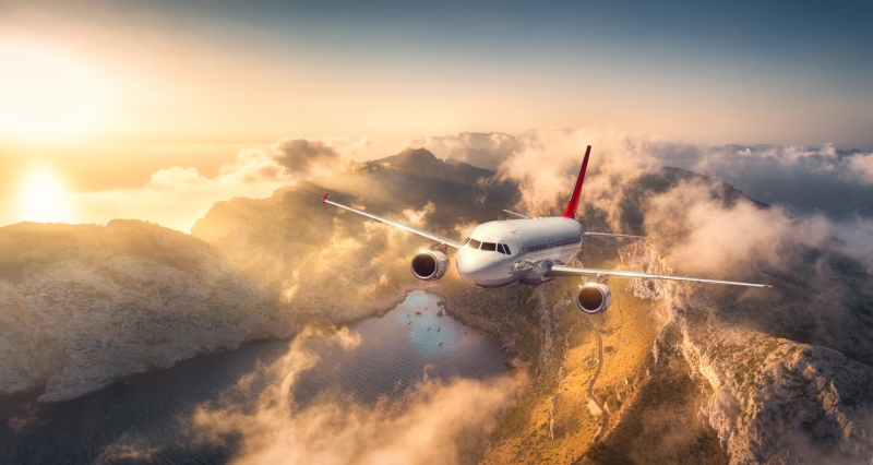 camping-CAVALAIRE SUR MER-min_airplane-jet-fly-aircraft-air-plane-1600513-pxhere.com